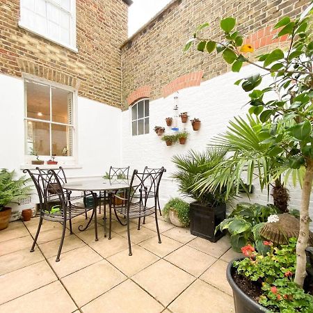 Pass The Keys Garden Apartment In Stockwell London Exterior foto