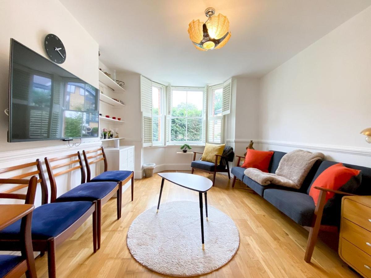 Pass The Keys Garden Apartment In Stockwell London Exterior foto