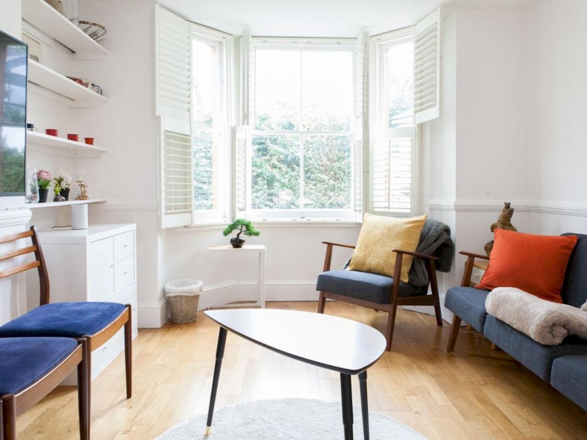 Pass The Keys Garden Apartment In Stockwell London Exterior foto