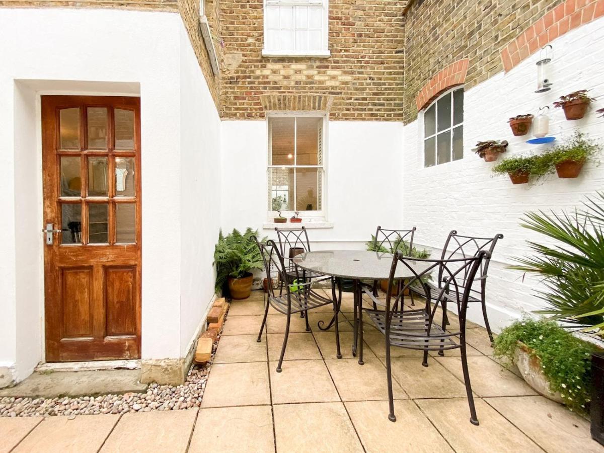 Pass The Keys Garden Apartment In Stockwell London Exterior foto